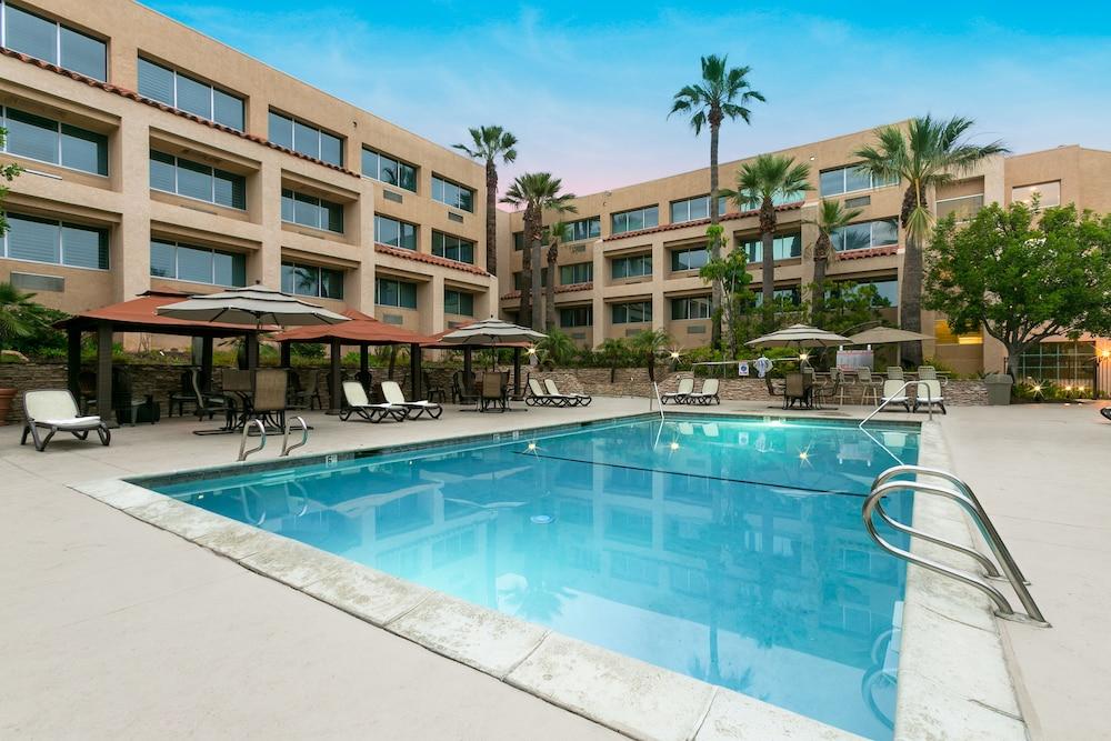 Grand Vista Hotel Simi Valley Eksteriør billede