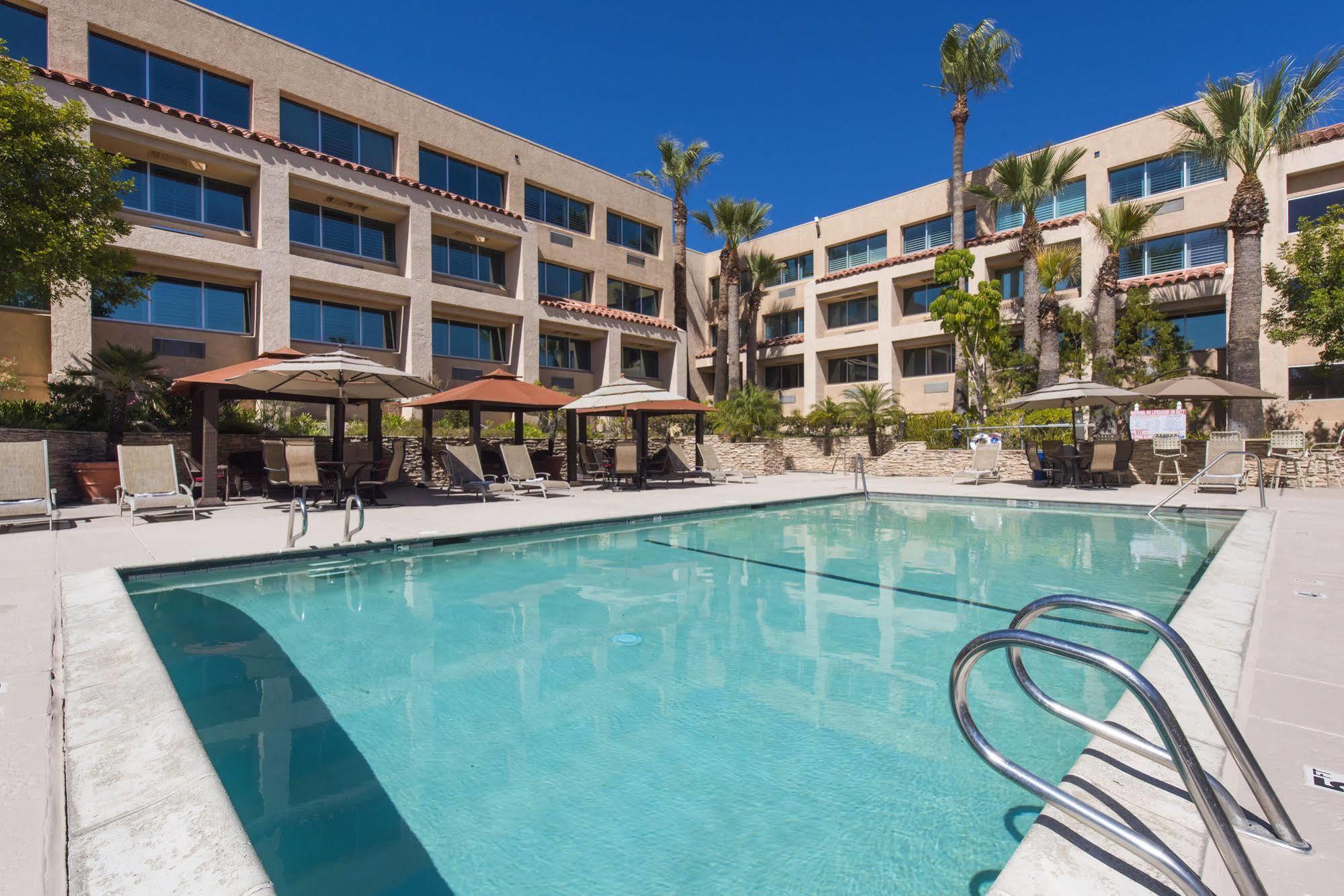Grand Vista Hotel Simi Valley Eksteriør billede